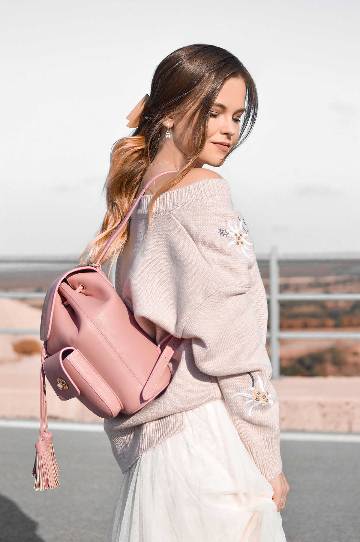 tamara-bellis-m8JP1G0IPA0-unsplash tamara-bellis-m8JP1G0IPA0-unsplash
